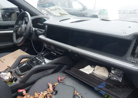 2024 Porsche Cayenne z USA, uszkodzony, nr VIN WP1AA2AY7RDA01345